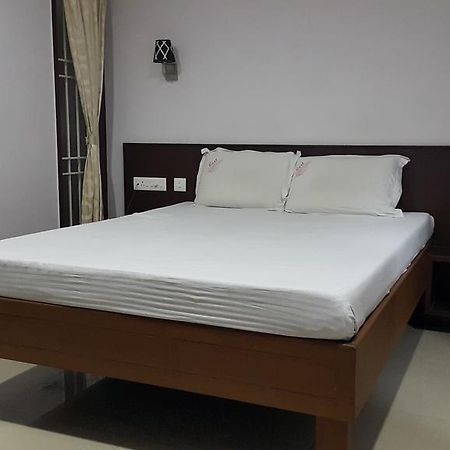 Nest Guest House Puducherry Buitenkant foto